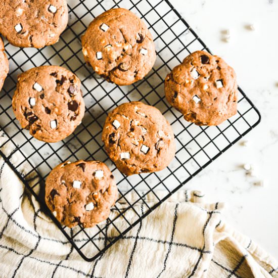 Chocolaty Hot Cocoa Cookies
