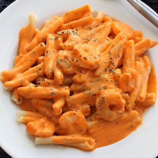 Shrimp with Roasted Pepper Cream