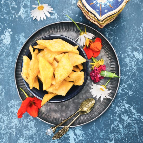Spicy shankarpali