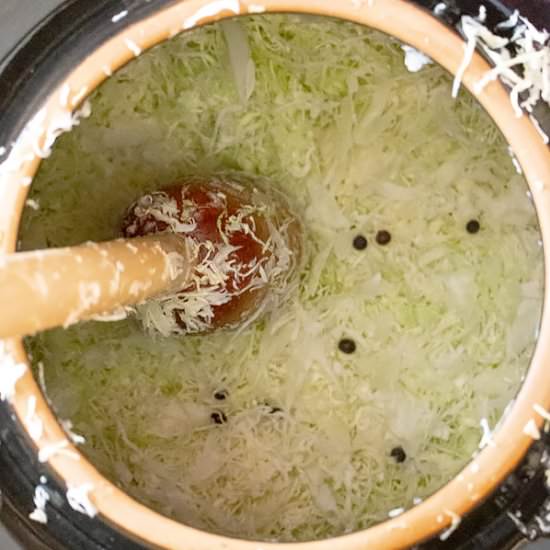 How to make Sauerkraut in a crock p