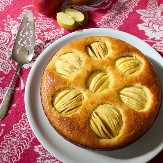 Thurgauer Apple Cake