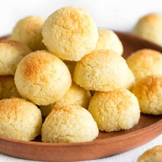 Easy Coconut Macaroons (GF, DF)