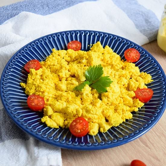 Vegan Scrambled Eggs