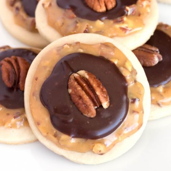Caramel Pecan Shortbread Cookies