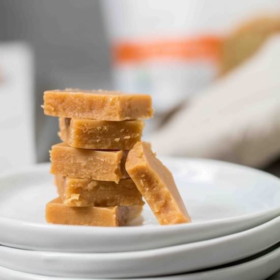 Keto peanut butter fudge