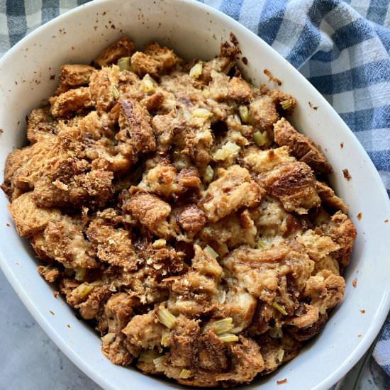 Old Fashioned Bread Stuffing