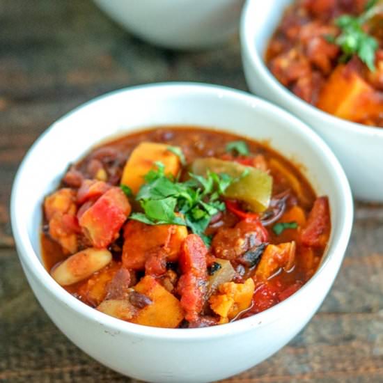Vegetarian Chili (Slow Cooker)
