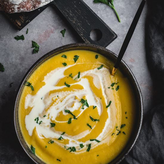Creamy Roasted Rutabaga Soup