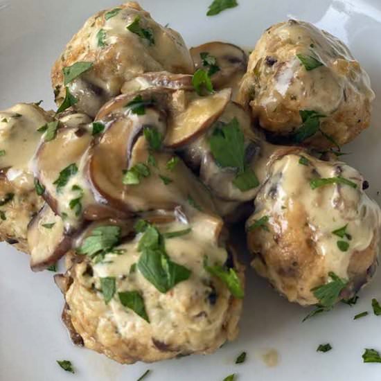 Chicken Meatballs with Mushrooms