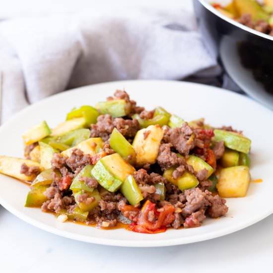 Ground Beef Squash Skillet