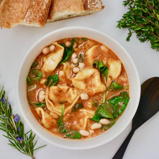 Vegan Creamy Tortellini Soup