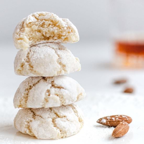 Vegan Amaretti Cookies