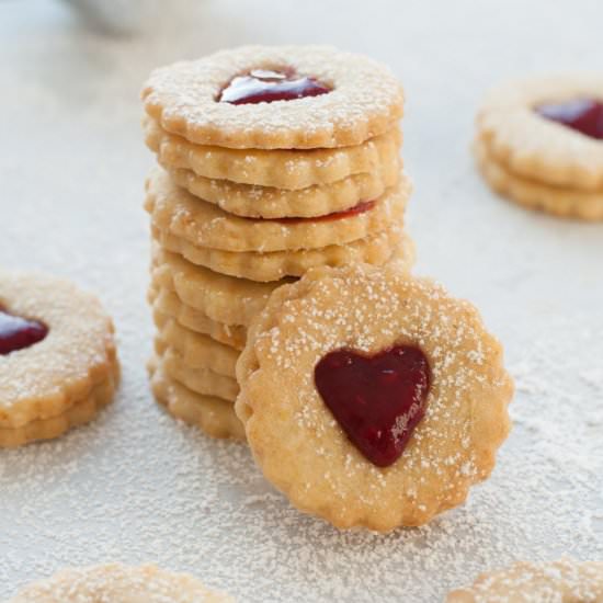 Linzer Cookies