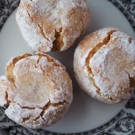 Amaretti Cookies