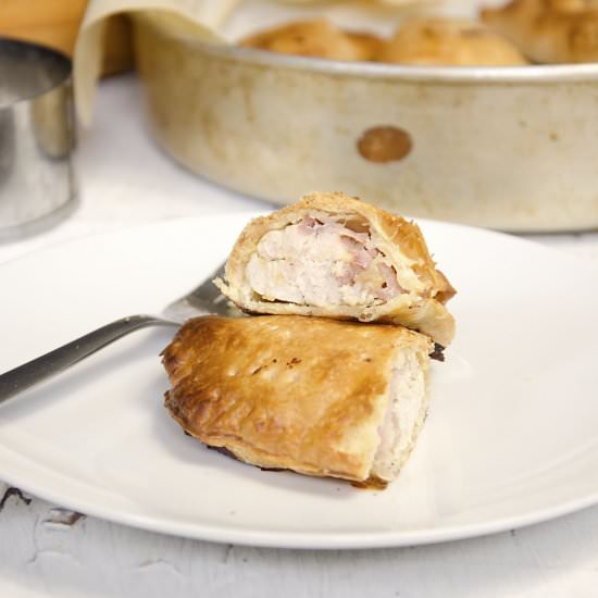Medieval Lombard Chicken Pasties