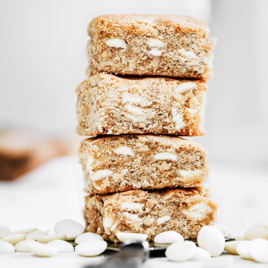 white chocolate bondies