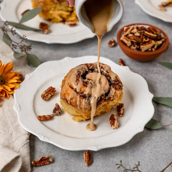 Sweet Potato Pecan Cinnamon Rolls