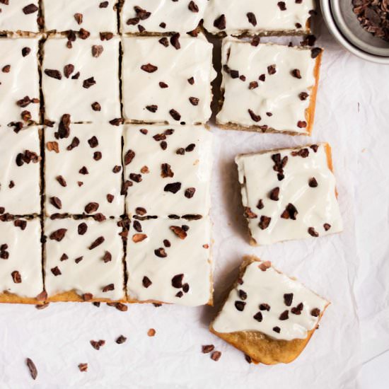 FUDGY Cinnamon Banana Blondies