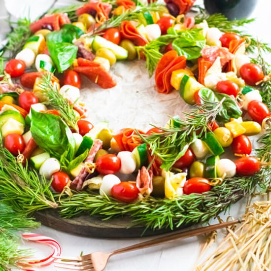 Charcuterie Wreath | Keto, Low-Carb