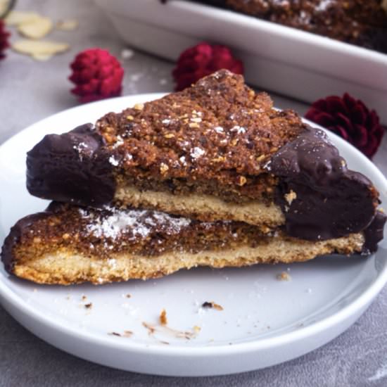 German Nut Bars with Chocolate