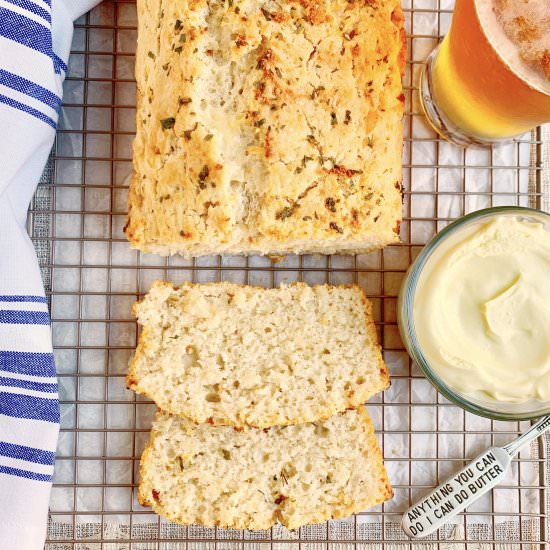 Garlic Parmesan Beer Bread