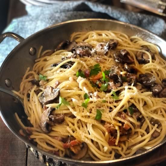 Pasta with Pancetta and Mushrooms