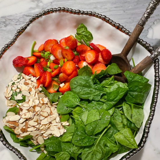 Spinach Salad w Strawberries & Miso