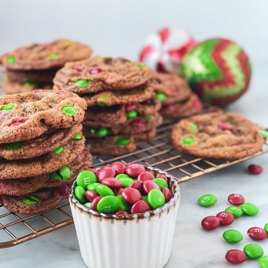 Christmas M&M Chocolate Chip Cookie