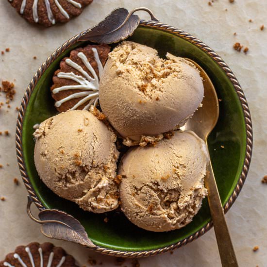Gingerbread Ice Cream