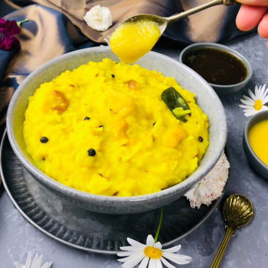 Huggi (Khara pongal)