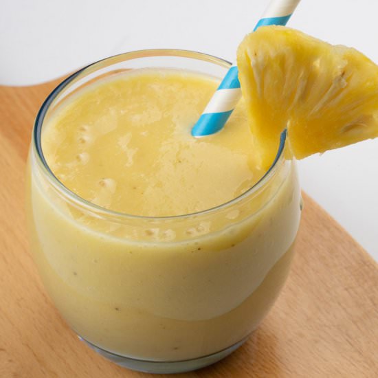 Refreshing Pineapple Smoothie