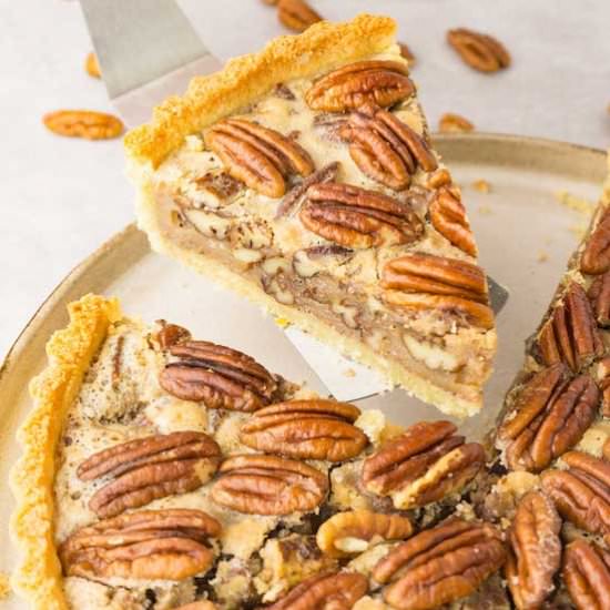 Sugar-free keto pecan pie recipe