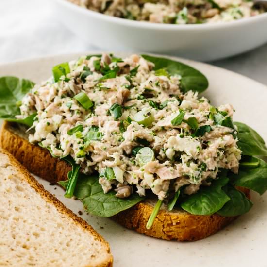 Broccoli Tuna Salad