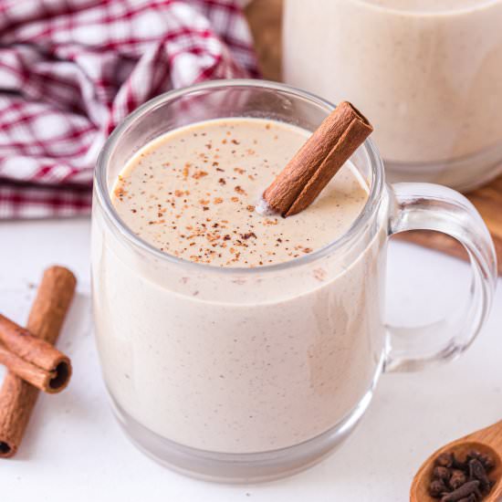 How to Make Homemade Eggnog