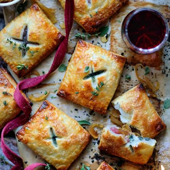 Vegan Pears Blue Cheese Puff Pastry