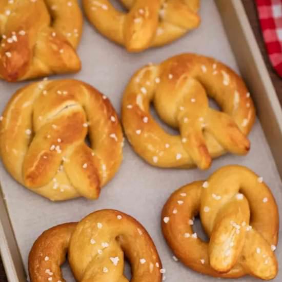 Baked Soft Pretzels