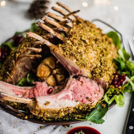 PISTACHIOS AND PESTO CRUSTED RACK O