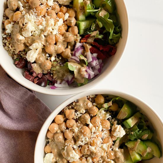 Mediterranean Quinoa Bowls