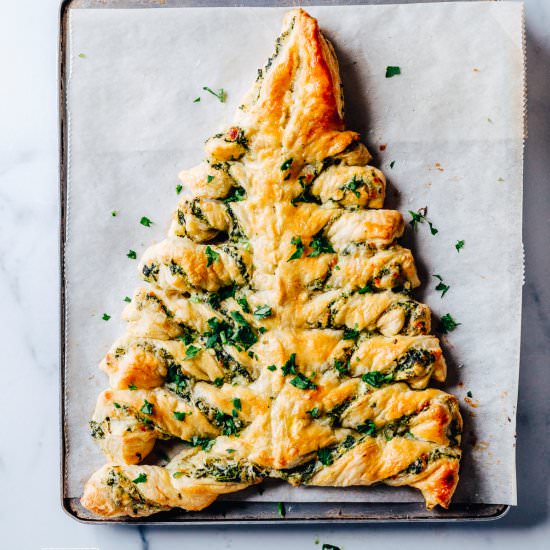 Spinach Dip Christmas Tree