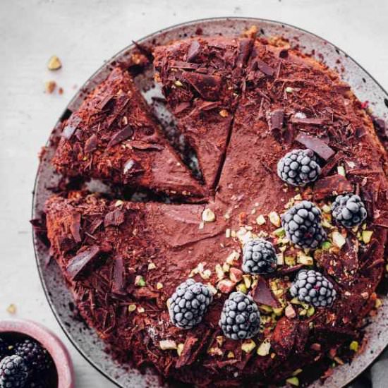 Vegan Chocolate Mousse Cake