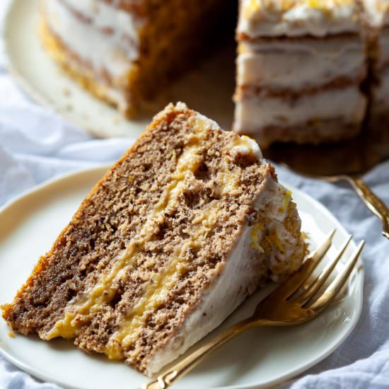 Walnut Cake with Vanilla Cream