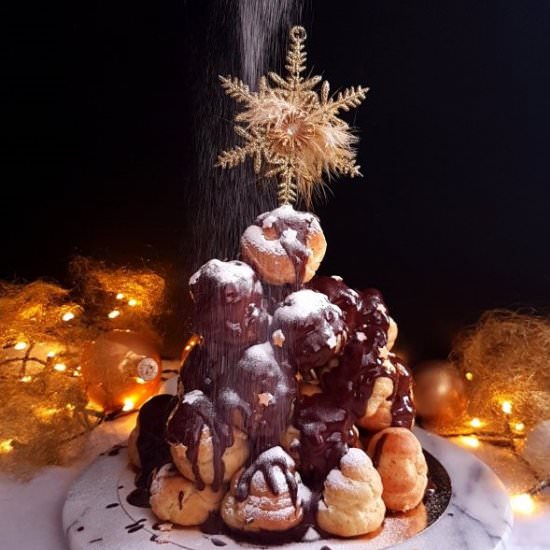 Tiramisu Cream Puff Tree