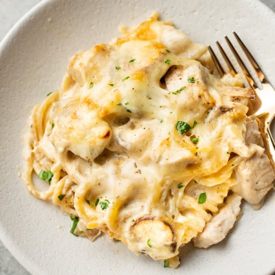 creamy cheesy chicken tetrazzini