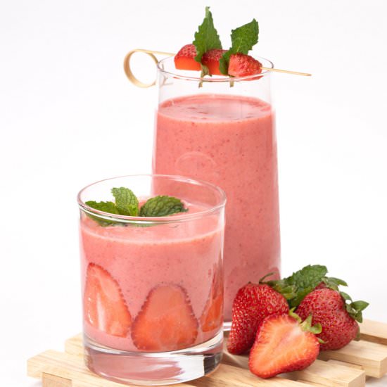 Refreshing Strawberry Smoothie