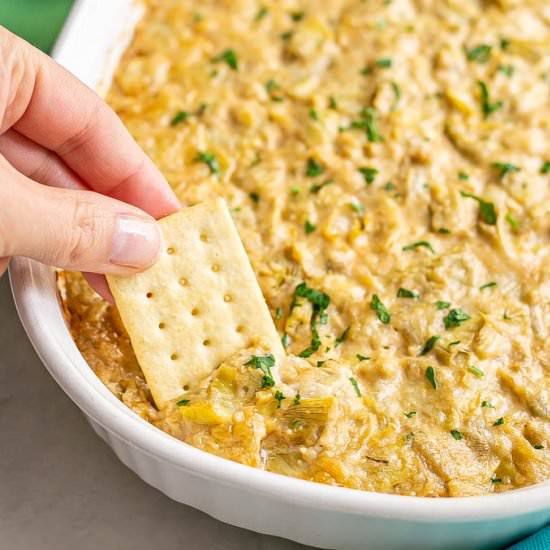 Hot artichoke dip