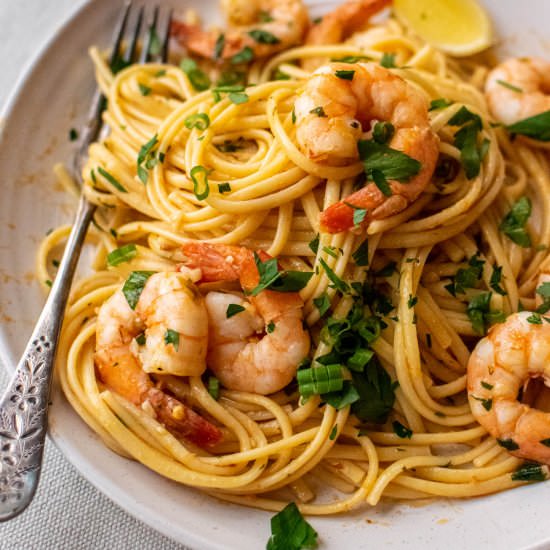 Spicy Shrimp Scampi with Pasta