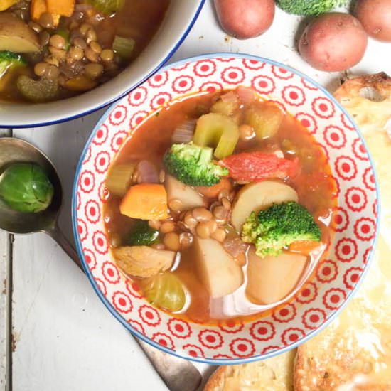 Lentil & veggie chunky soup