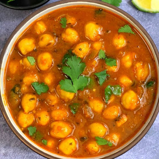 Instant Pot Chickpea Curry