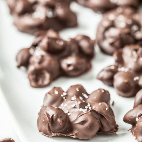 chocolate almond clusters