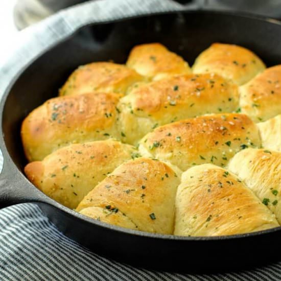 Buttery Soft Pull-Apart Rolls